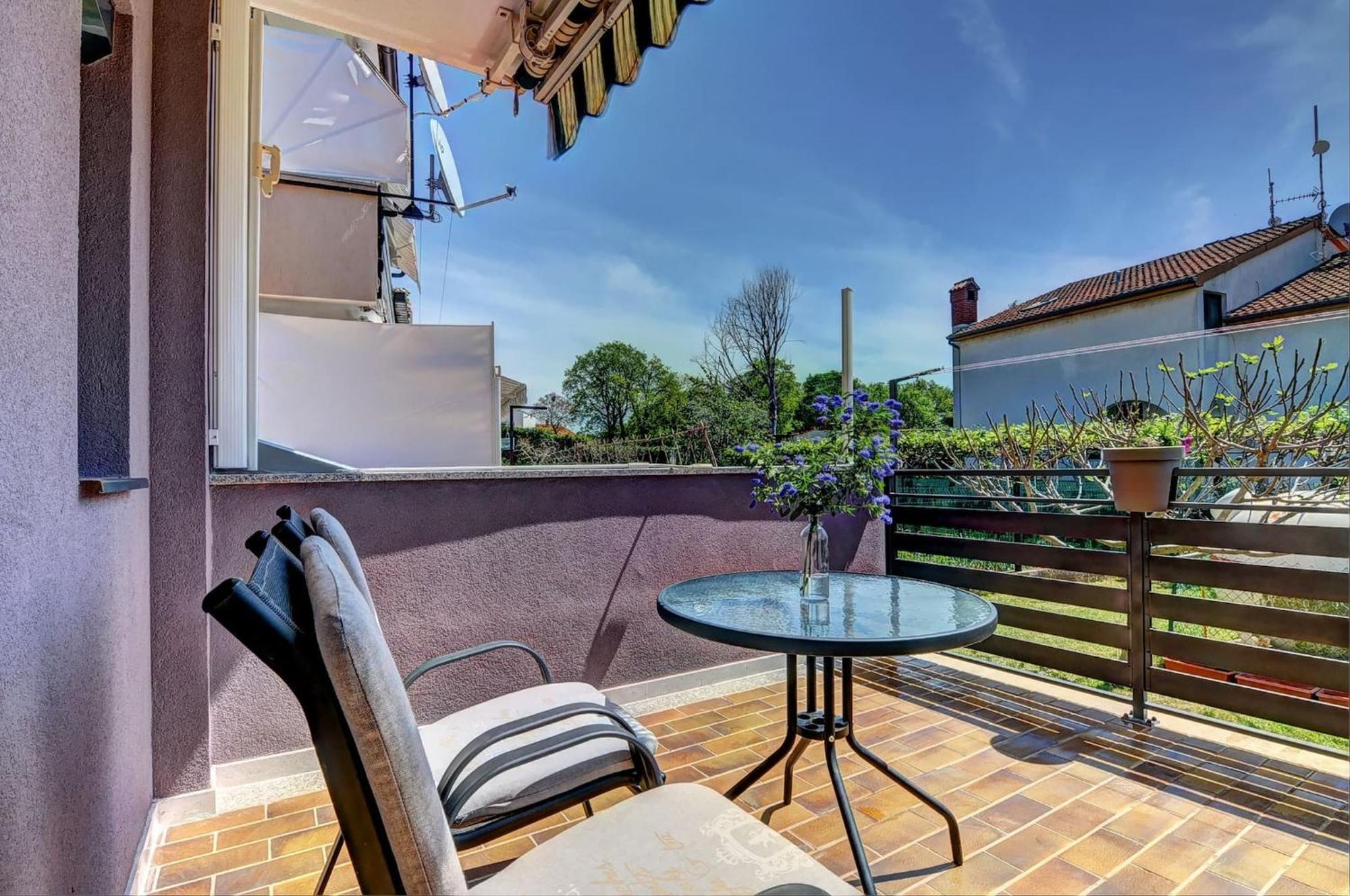 Lovely Apartments In Valbandon Fazana Exterior photo