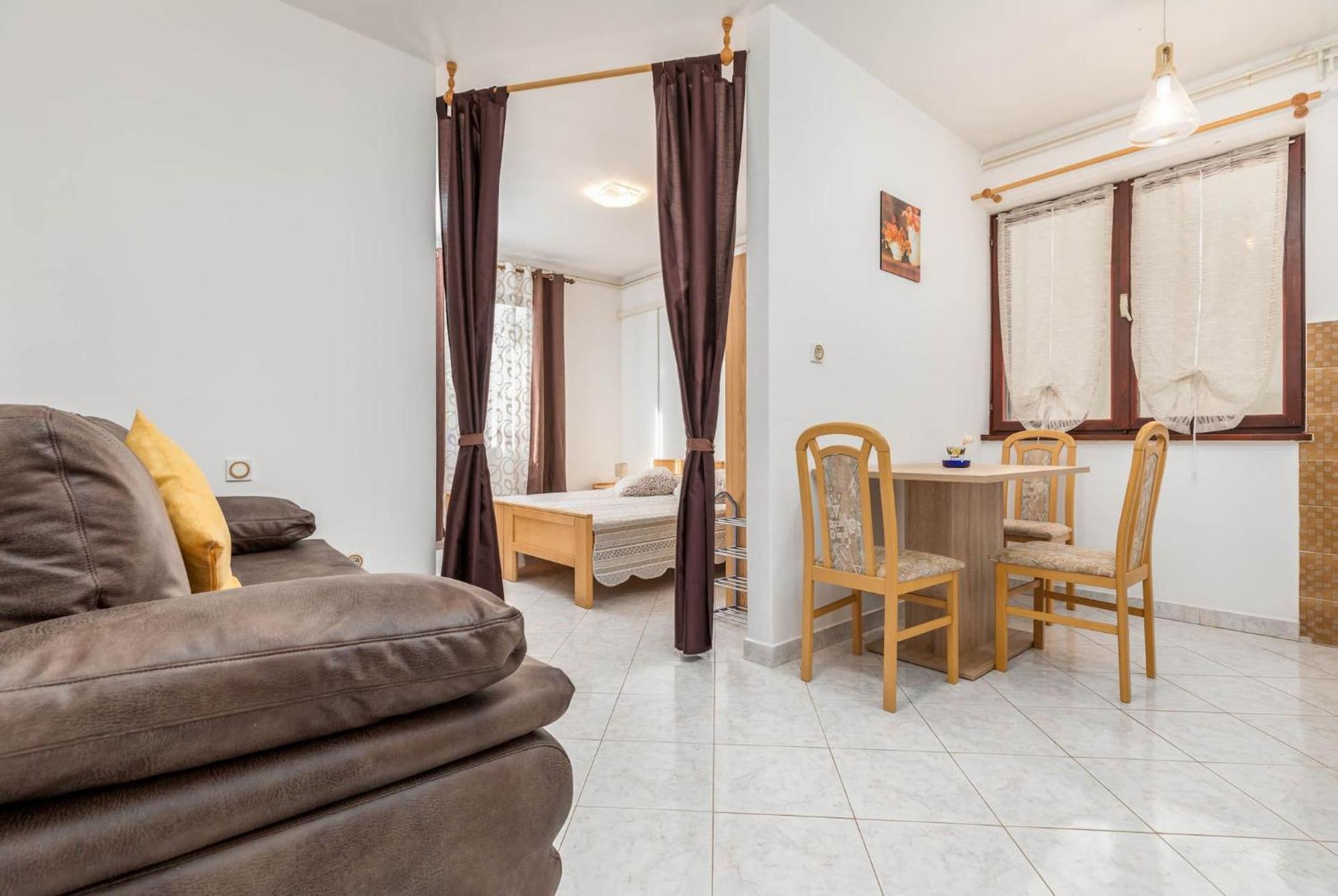 Lovely Apartments In Valbandon Fazana Exterior photo